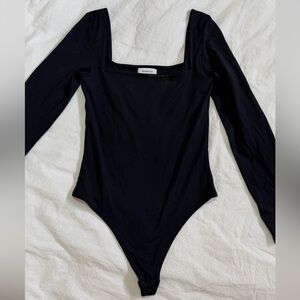 Babaton Black Square-Neck Long Sleeve Bodysuit